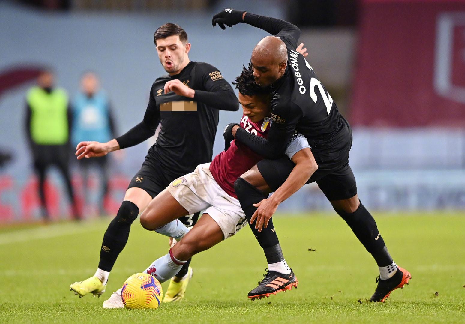 是东方足球 是东方足球